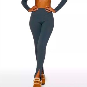 NWOT SET ACTIVE Dark Blue High Luxform Leggings with Split Hem M